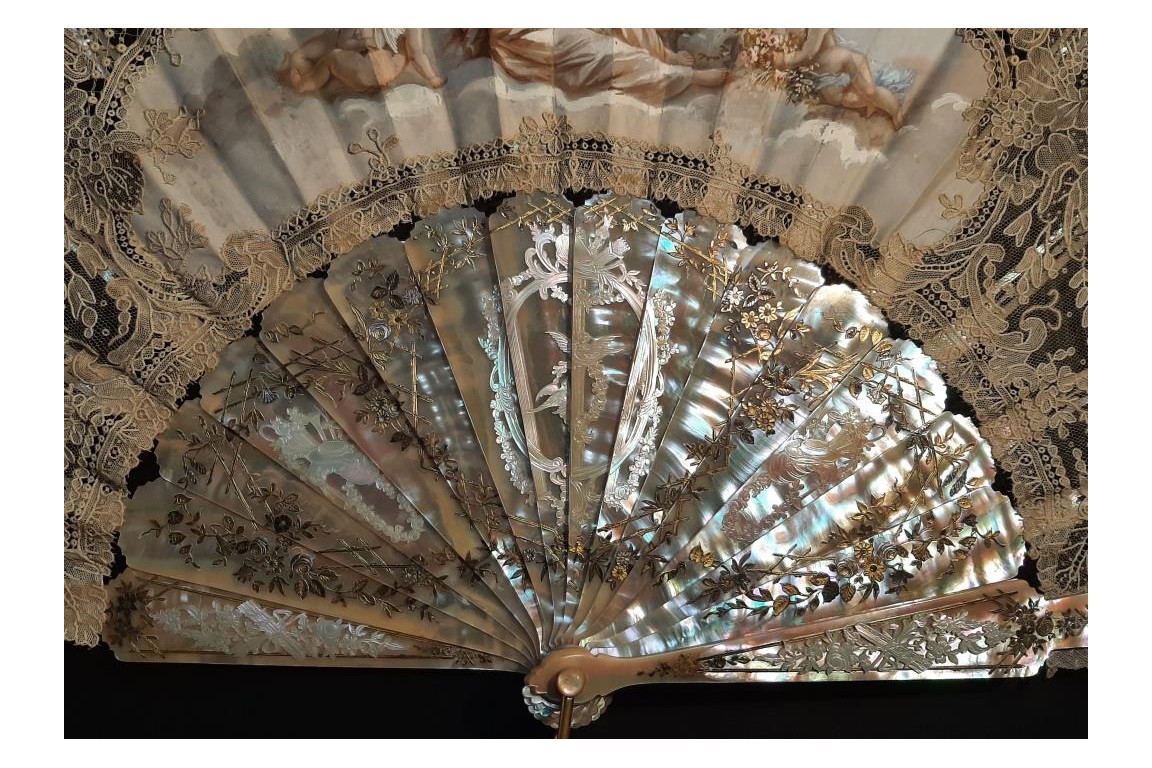 Venus pointing the way to love, fan circa 1860