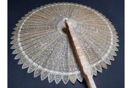 Master piece of China, cockade fan, circa 1790-1800