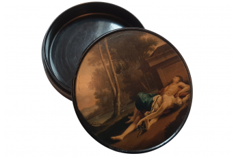 Pyramus and Thisbe, 19th century snuffbox