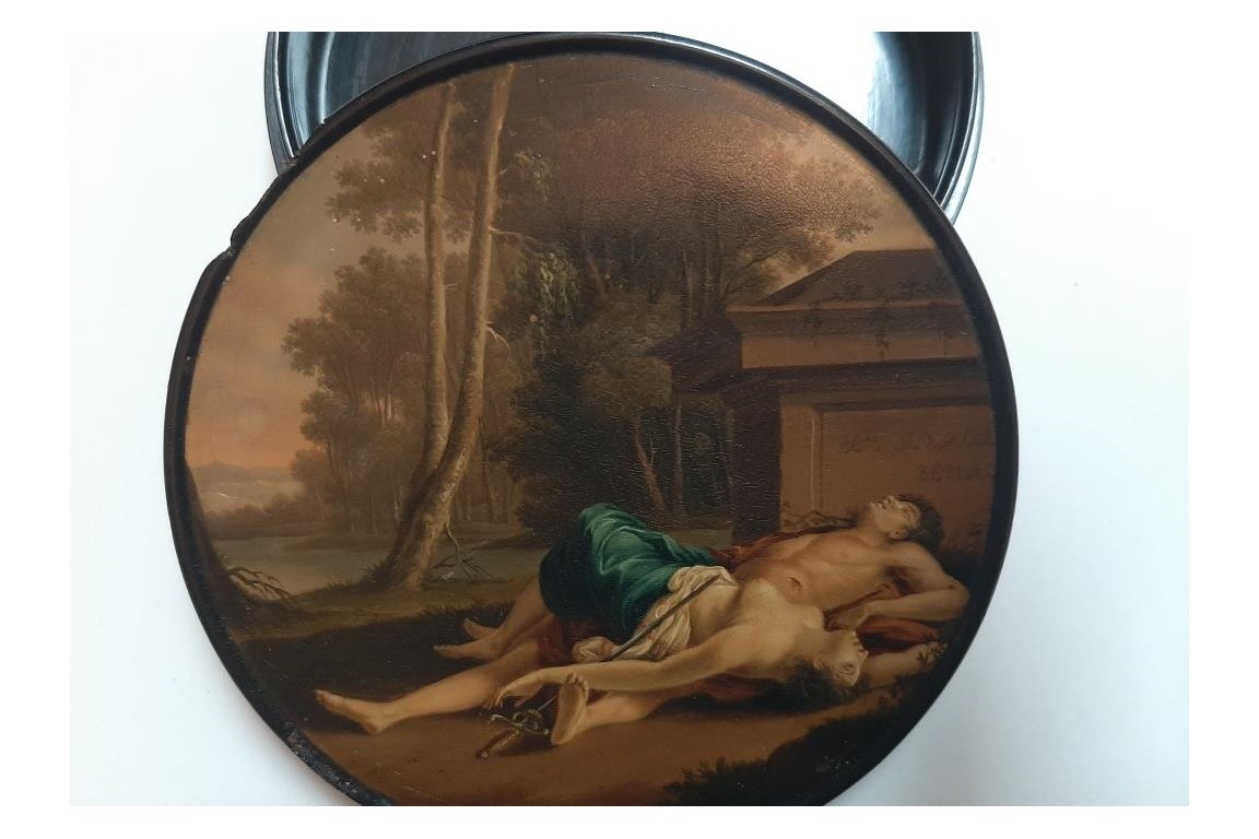 Pyramus and Thisbe, 19th century snuffbox