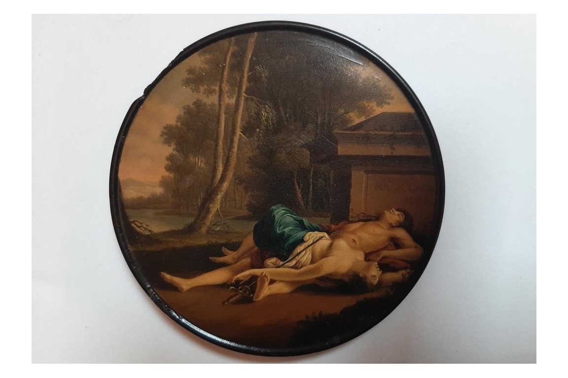 Pyramus and Thisbe, 19th century snuffbox