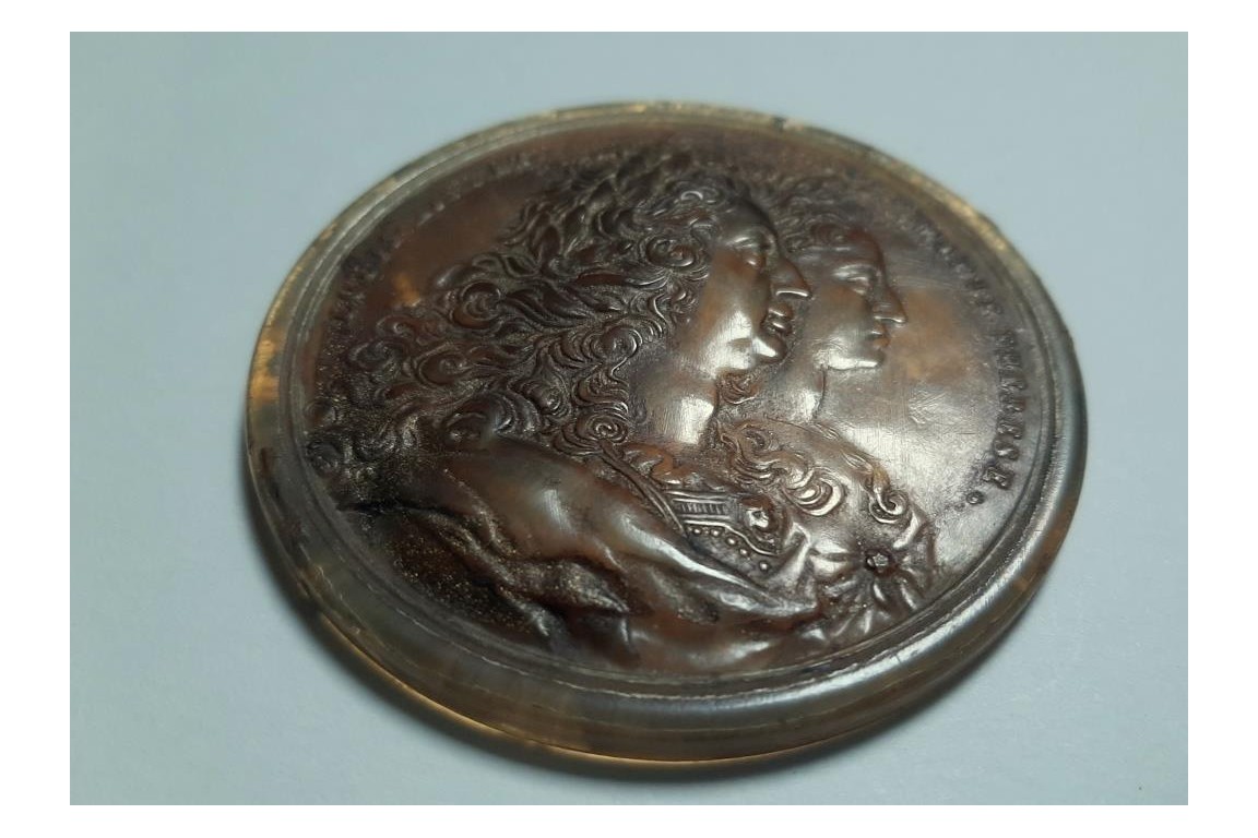 Louis XIV and Maria Theresa,  19th century medallion