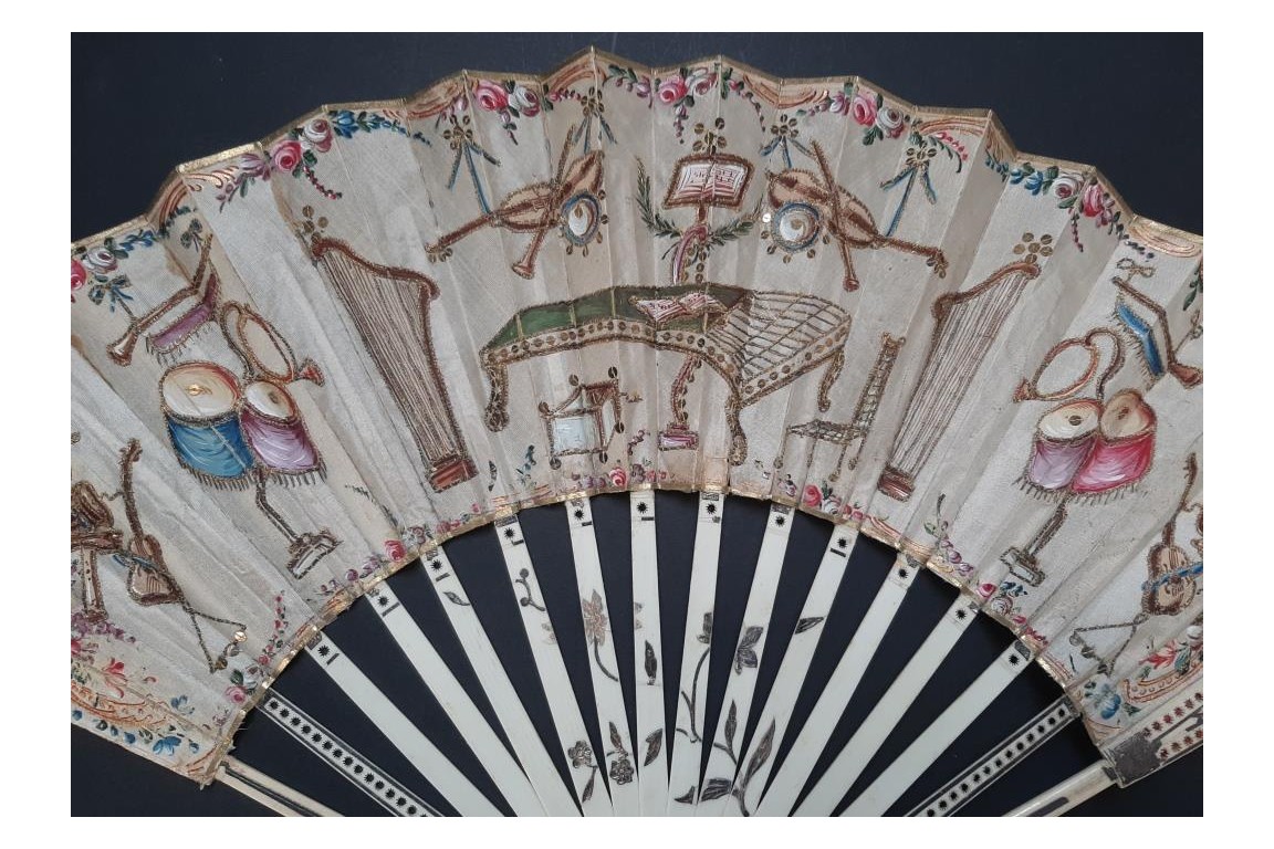 Les instruments de musique, éventail vers 1780