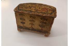 Petite commode. Boite XVIIIème. Italie ?