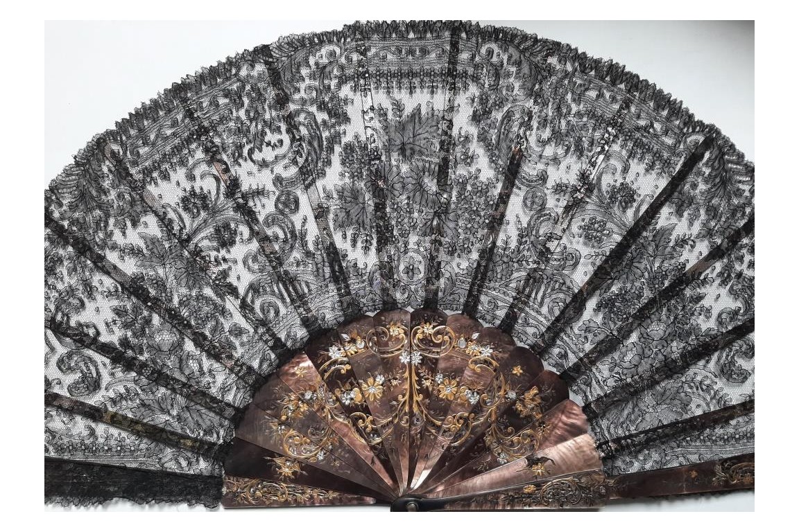 Lace flower, fan circa 1890